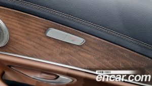 Mercedes-Benz E-Class E250 Exclusive 2021 года из Южной Кореи