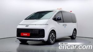 Hyundai Staria 4WD Lounge 9-Seater 2023 года из Южной Кореи