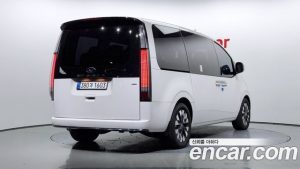 Hyundai Staria 4WD Lounge 9-Seater 2023 года из Южной Кореи
