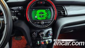 Mini Cooper DEFAULT 2020 года из Южной Кореи