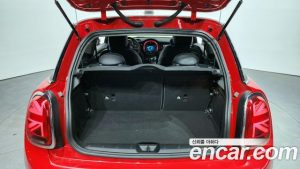 Mini Cooper DEFAULT 2020 года из Южной Кореи