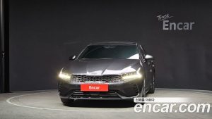 Kia K5 Signature 2020 года из Южной Кореи