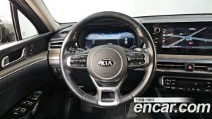 Kia K5 Signature 2020 года из Южной Кореи
