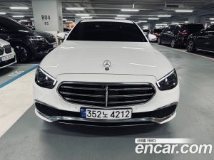 Mercedes-Benz E-Class E350 4MATIC Exclusive 2023 года из Южной Кореи