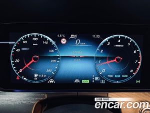 Mercedes-Benz E-Class E350 4MATIC Exclusive 2023 года из Южной Кореи