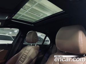 Mercedes-Benz E-Class E350 4MATIC Exclusive 2023 года из Южной Кореи