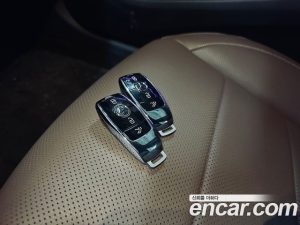 Mercedes-Benz E-Class E350 4MATIC Exclusive 2023 года из Южной Кореи