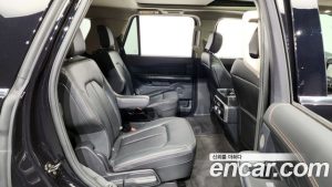 Ford Expedition платина 4WD 2021 года из Южной Кореи