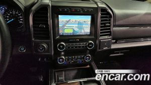 Ford Expedition платина 4WD 2021 года из Южной Кореи