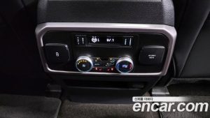 Ford Expedition платина 4WD 2021 года из Южной Кореи