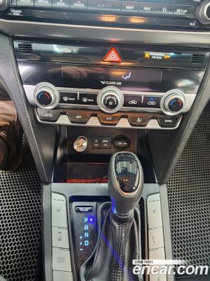 Hyundai AVANTE 1.6 2020 года из Южной Кореи