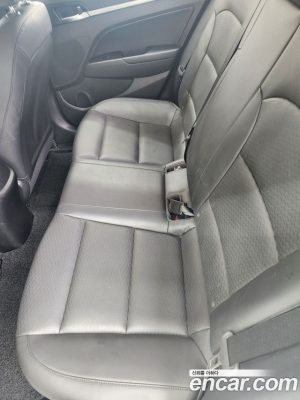 Hyundai AVANTE 1.6 2020 года из Южной Кореи
