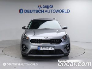 Kia Niro 1.6 HEV 2020 года из Южной Кореи