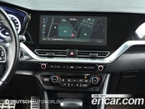 Kia Niro 1.6 HEV 2020 года из Южной Кореи