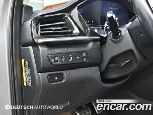 Kia Niro 1.6 HEV 2020 года из Южной Кореи