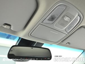 Kia Niro 1.6 HEV 2020 года из Южной Кореи