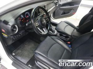 Kia K3 Standard 2021 года из Южной Кореи