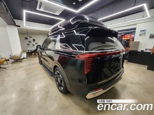 Kia Carnival HEV 9-Seater Signature 2024 года из Южной Кореи