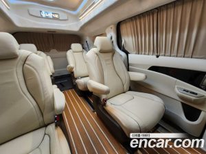 Kia Carnival HEV 9-Seater Signature 2024 года из Южной Кореи