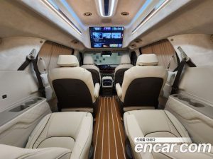 Kia Carnival HEV 9-Seater Signature 2024 года из Южной Кореи