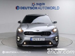 Kia Niro 1.6 HEV 2020 года из Южной Кореи