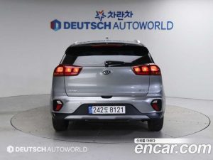 Kia Niro 1.6 HEV 2020 года из Южной Кореи
