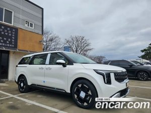 Kia Carnival HEV 9-Seater Signature 2024 года из Южной Кореи