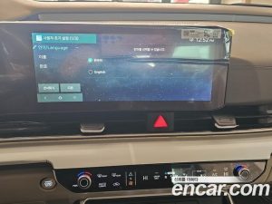 Kia Carnival HEV 9-Seater Signature 2024 года из Южной Кореи