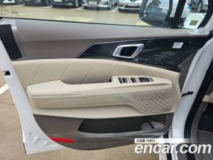 Kia Carnival HEV 9-Seater Signature 2024 года из Южной Кореи