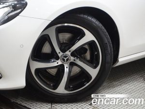 Mercedes-Benz E-Class E250 Avantgarde 2020 года из Южной Кореи