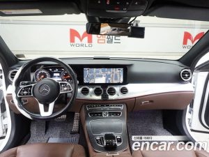 Mercedes-Benz E-Class E250 Avantgarde 2020 года из Южной Кореи