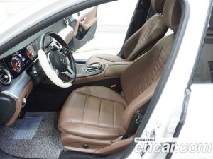 Mercedes-Benz E-Class E250 Avantgarde 2020 года из Южной Кореи