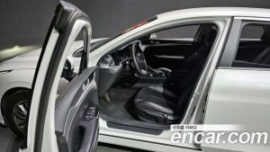 Kia K5 2.0 2021 года из Южной Кореи