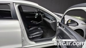 Kia K5 2.0 2021 года из Южной Кореи