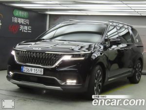 Kia Carnival Бензин 9-Seater Signature 2023 года из Южной Кореи