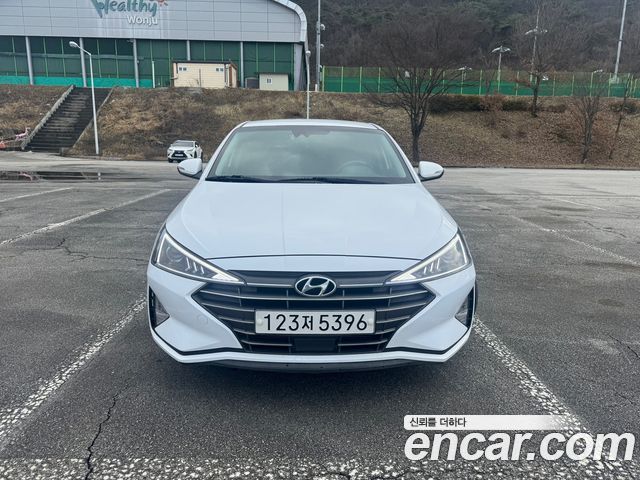 Hyundai AVANTE 1.6 2020 года из Кореи