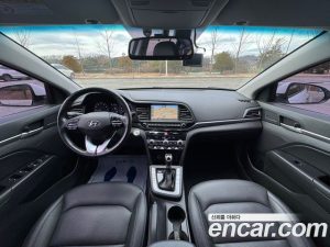 Hyundai AVANTE 1.6 2020 года из Южной Кореи
