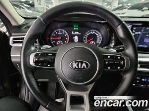 Kia K5 2.0 2020 года из Южной Кореи