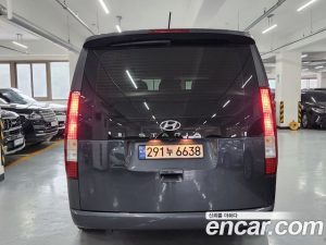 Hyundai Staria Tourer 9-Seater 2022 года из Южной Кореи
