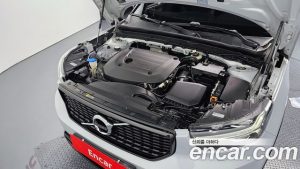 Volvo XC40 B4 R-디자인 2021 года из Южной Кореи