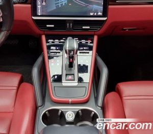 Porsche Cayenne 3.0 2020 года из Южной Кореи