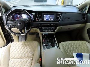 Kia Carnival Бензин 9-Seater HI-Limousine 2019 года из Южной Кореи