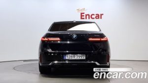 BMW 7-Series 740i sDrive M Sport 2023 года из Южной Кореи