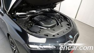 BMW 7-Series 740i sDrive M Sport 2023 года из Южной Кореи