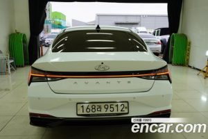 Hyundai AVANTE 1.6 2021 года из Южной Кореи