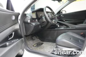 Hyundai AVANTE 1.6 2021 года из Южной Кореи