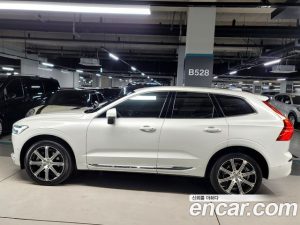 Volvo XC60 B6 Inscription 2021 года из Южной Кореи