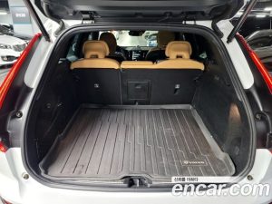 Volvo XC60 B6 Inscription 2021 года из Южной Кореи