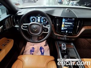 Volvo XC60 B6 Inscription 2021 года из Южной Кореи