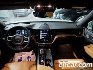 Volvo XC60 B6 Inscription 2021 года из Южной Кореи